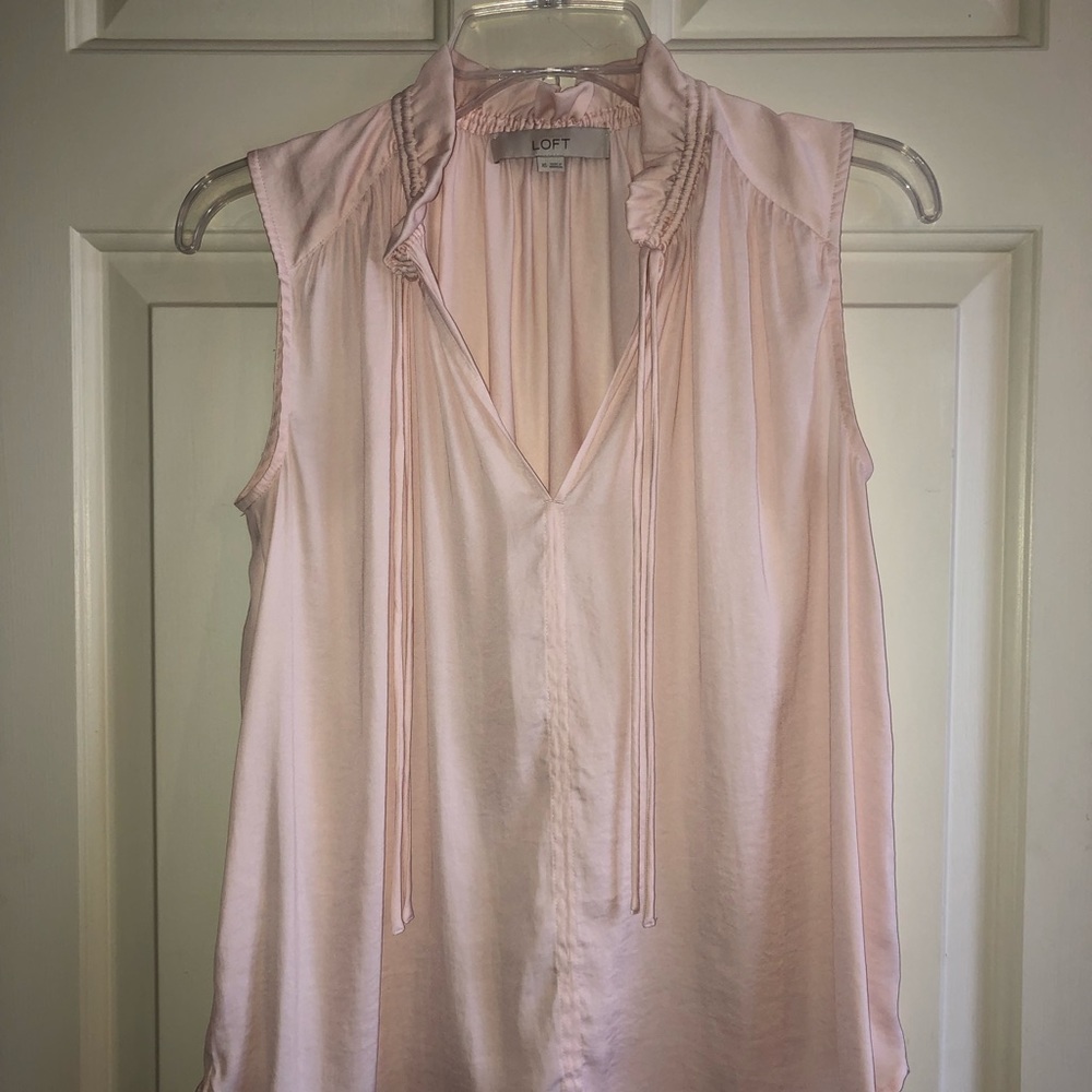 🎈 Loft Silky Blush Pink V Neck Ruffle Top